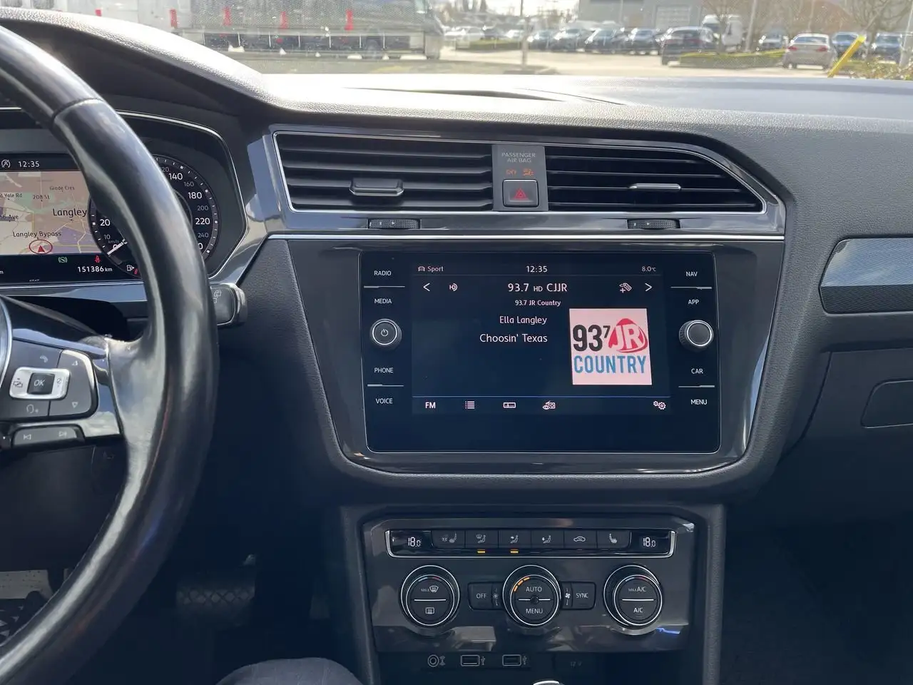 Volkswagen Tiguan снимка Volkswagen Tiguan