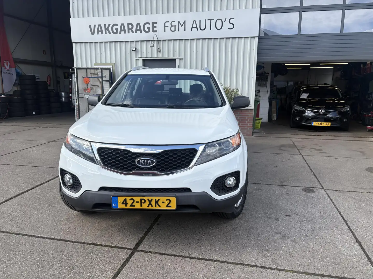 Kia Sorento 2.4 X-tra Wit - 2