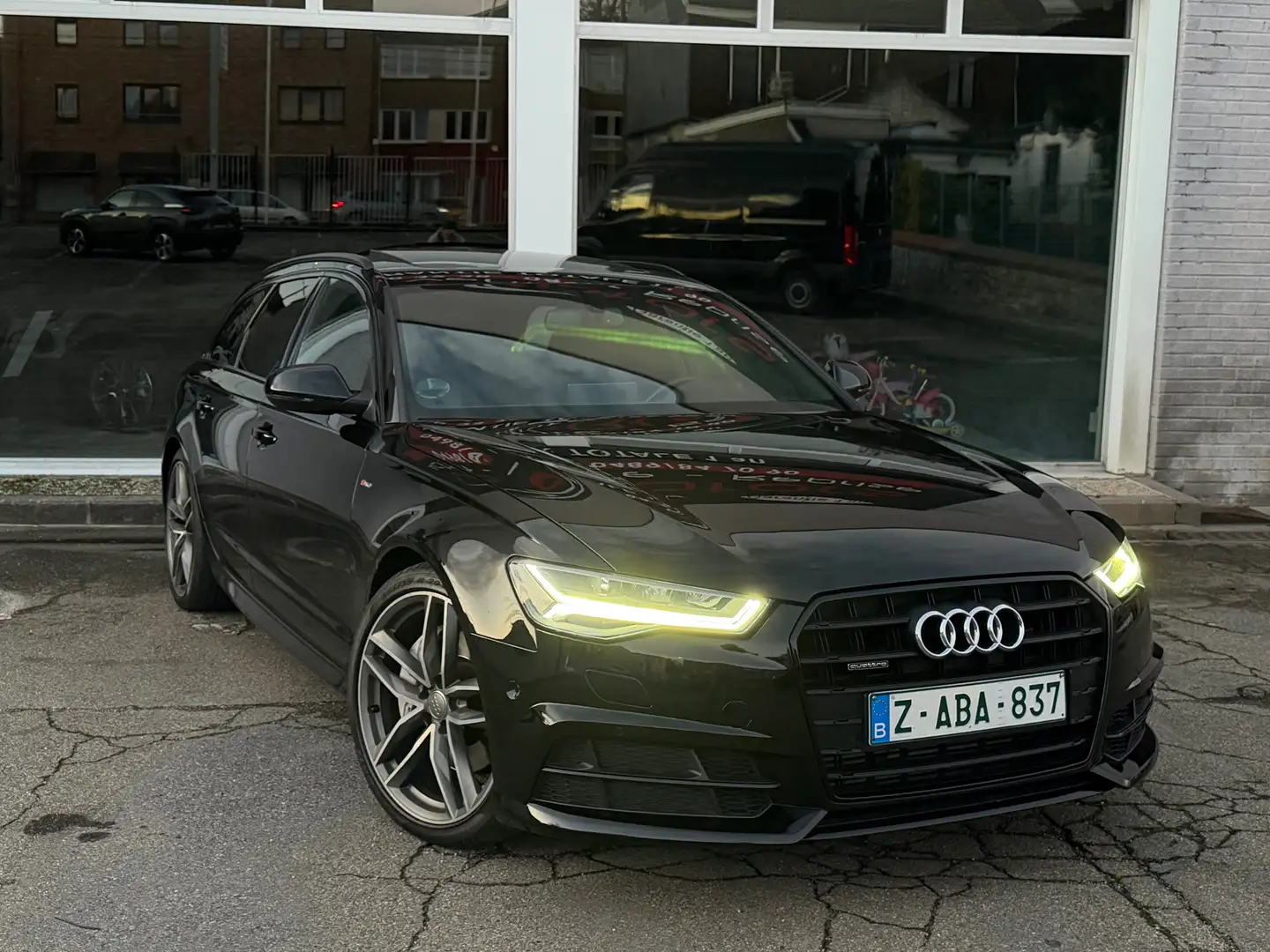 Audi A6 A6 Avant 3.0 TDi V6 Quattro S-LINE PANO CAMERA Noir - 1