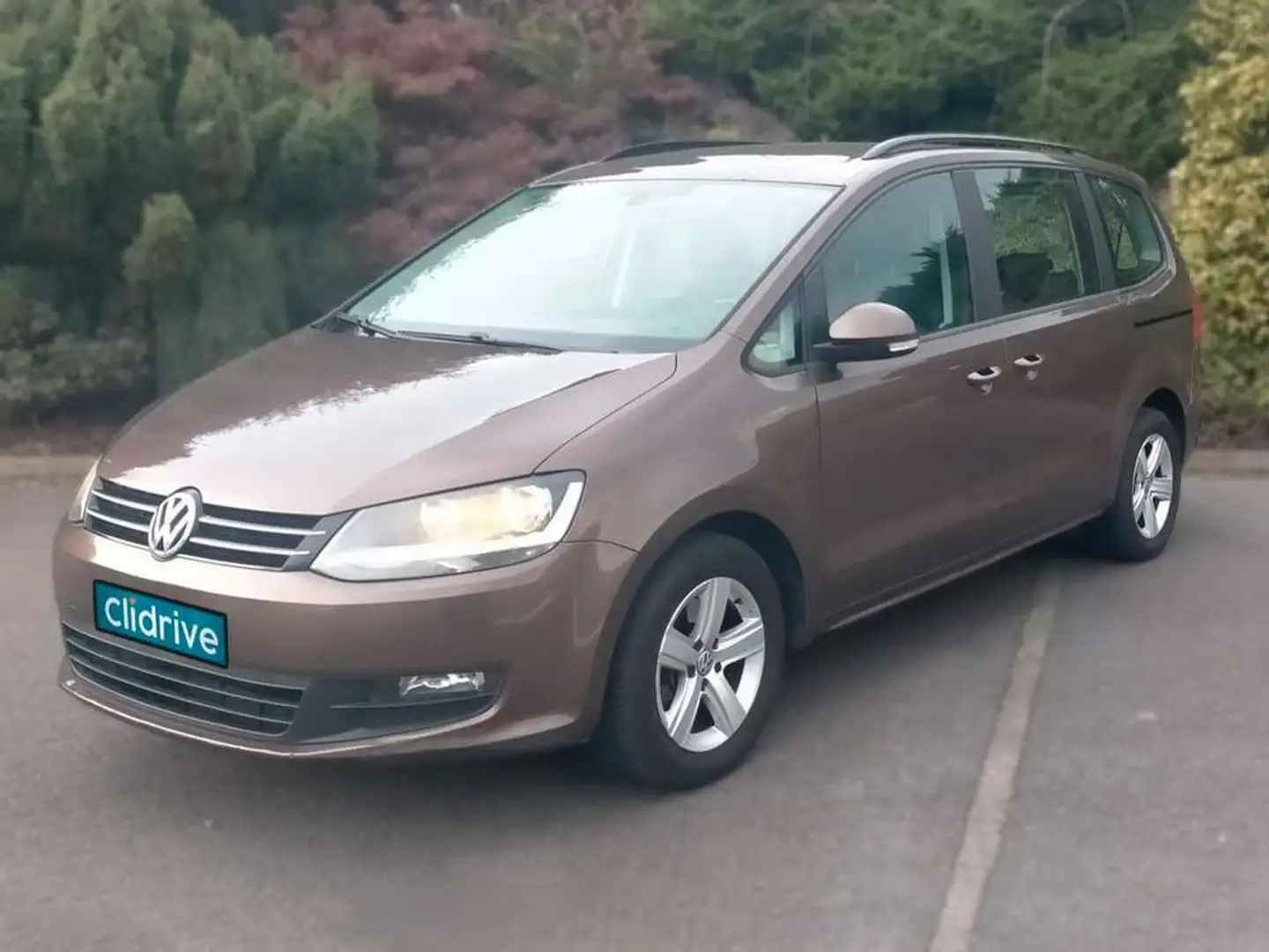 Volkswagen Sharan 2.0 TDI 140cv Advance BlueMotion Tech Marrón - 2