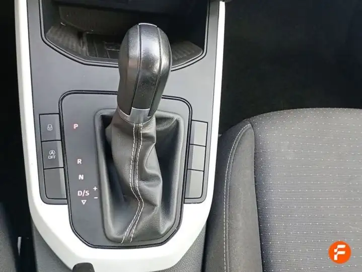SEAT Arona 2024, foto 18