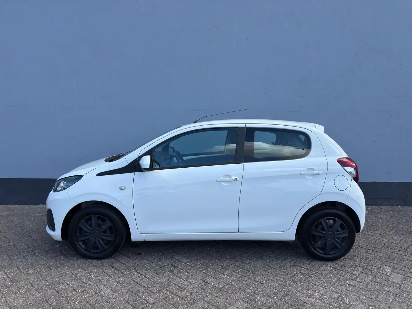 Peugeot 108 1.0 e-VTi Active 5-Deurs - Airco Weiß - 2