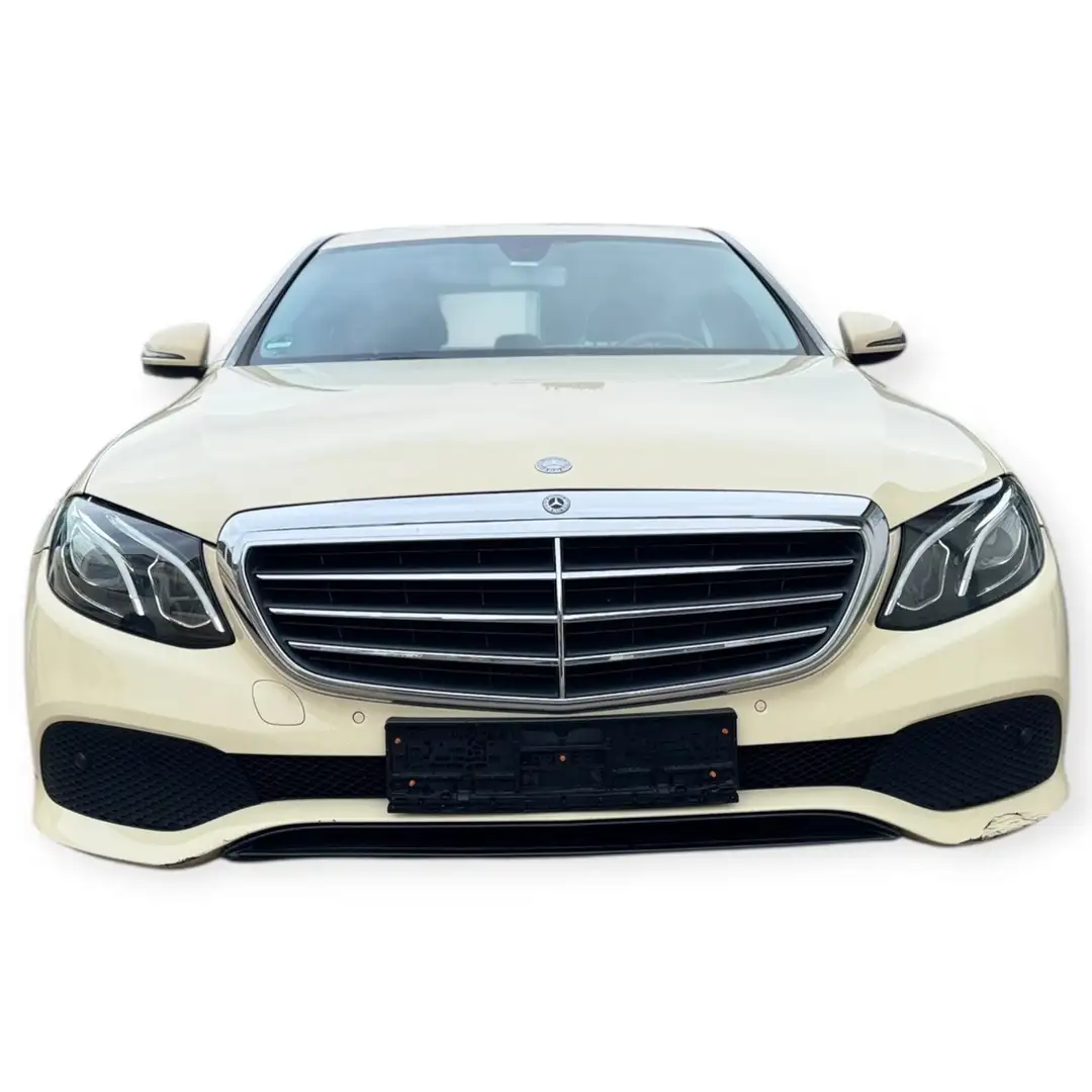 Mercedes-Benz E 200 E 200 d (213.012) Beige - 2