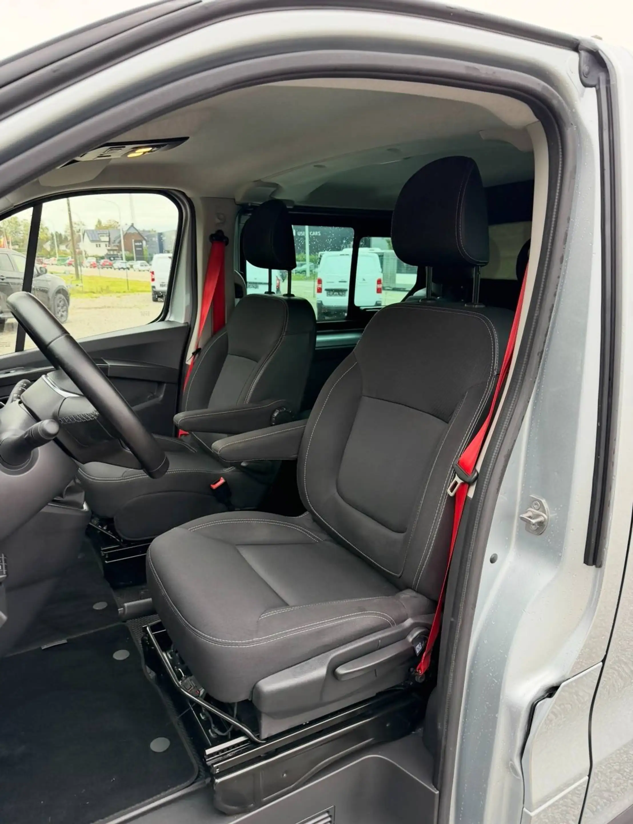 Renault Trafic 2.0// L2 // 170 PK// Automaat // 5 Seats // RED //€26440 Ex Btw — photo 10