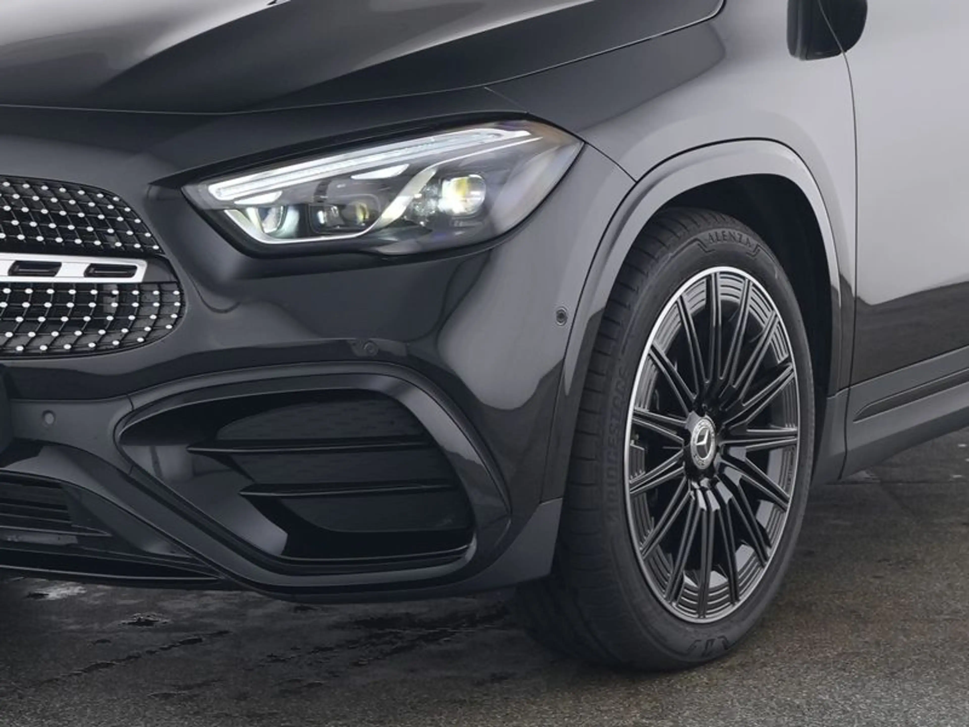 Mercedes-Benz GLA 220 4M AMG-Sport/MLB/Pano/Distr/Memo/Night — photo 4