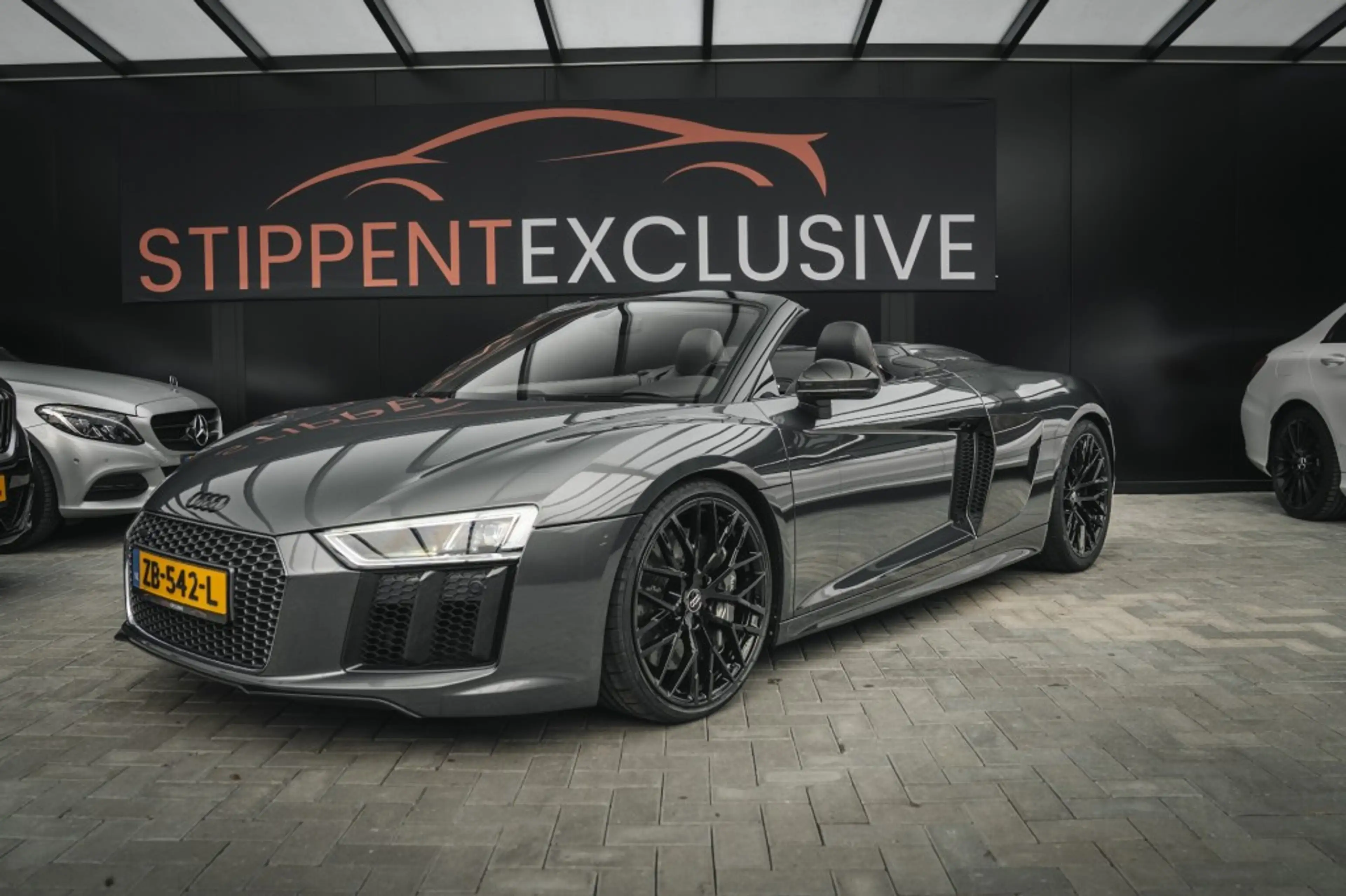 Audi R8 FULLOPTION, CARBON, STOELVERW