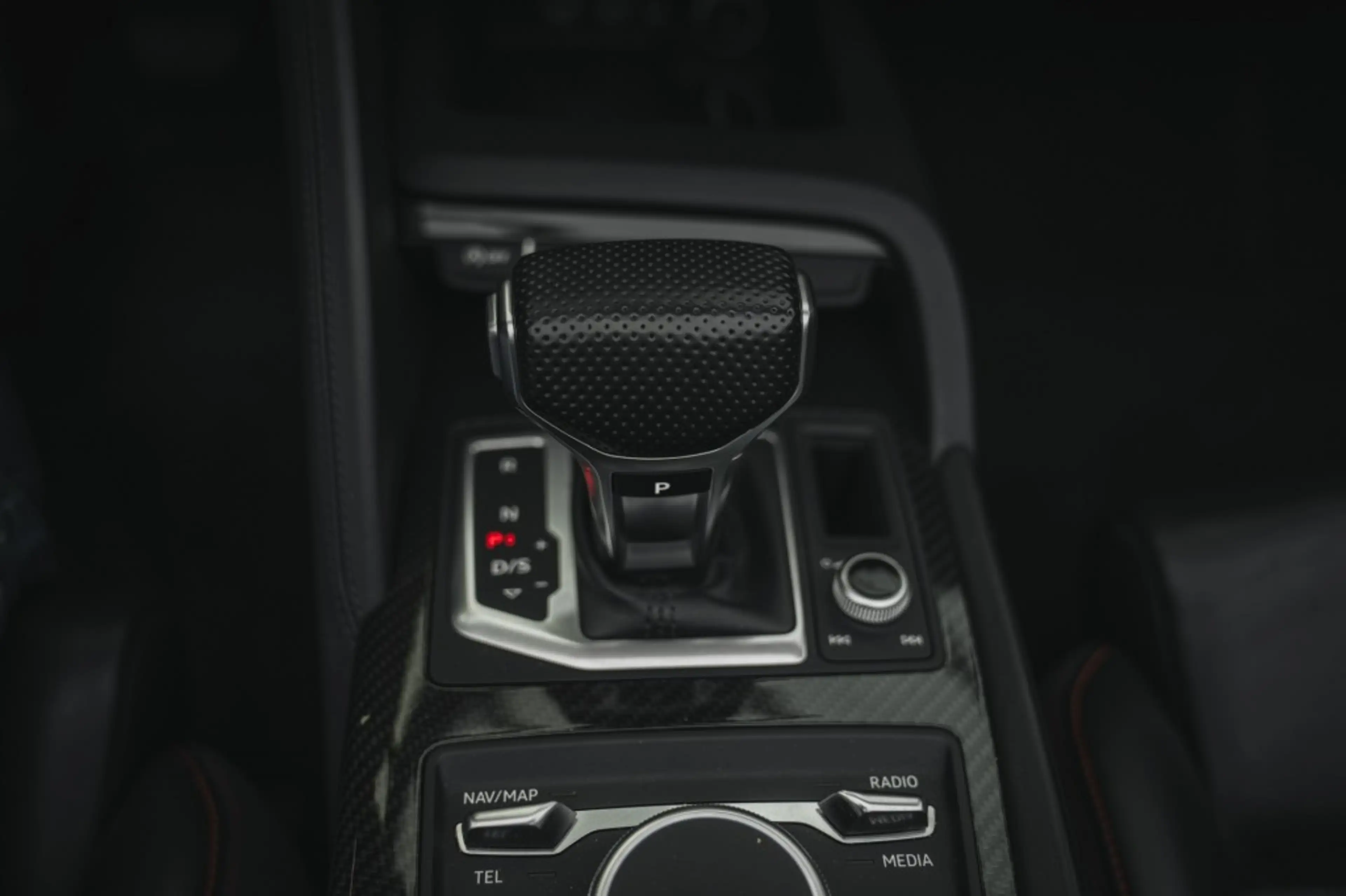 Audi R8 FULLOPTION, CARBON, STOELVERW — photo 33