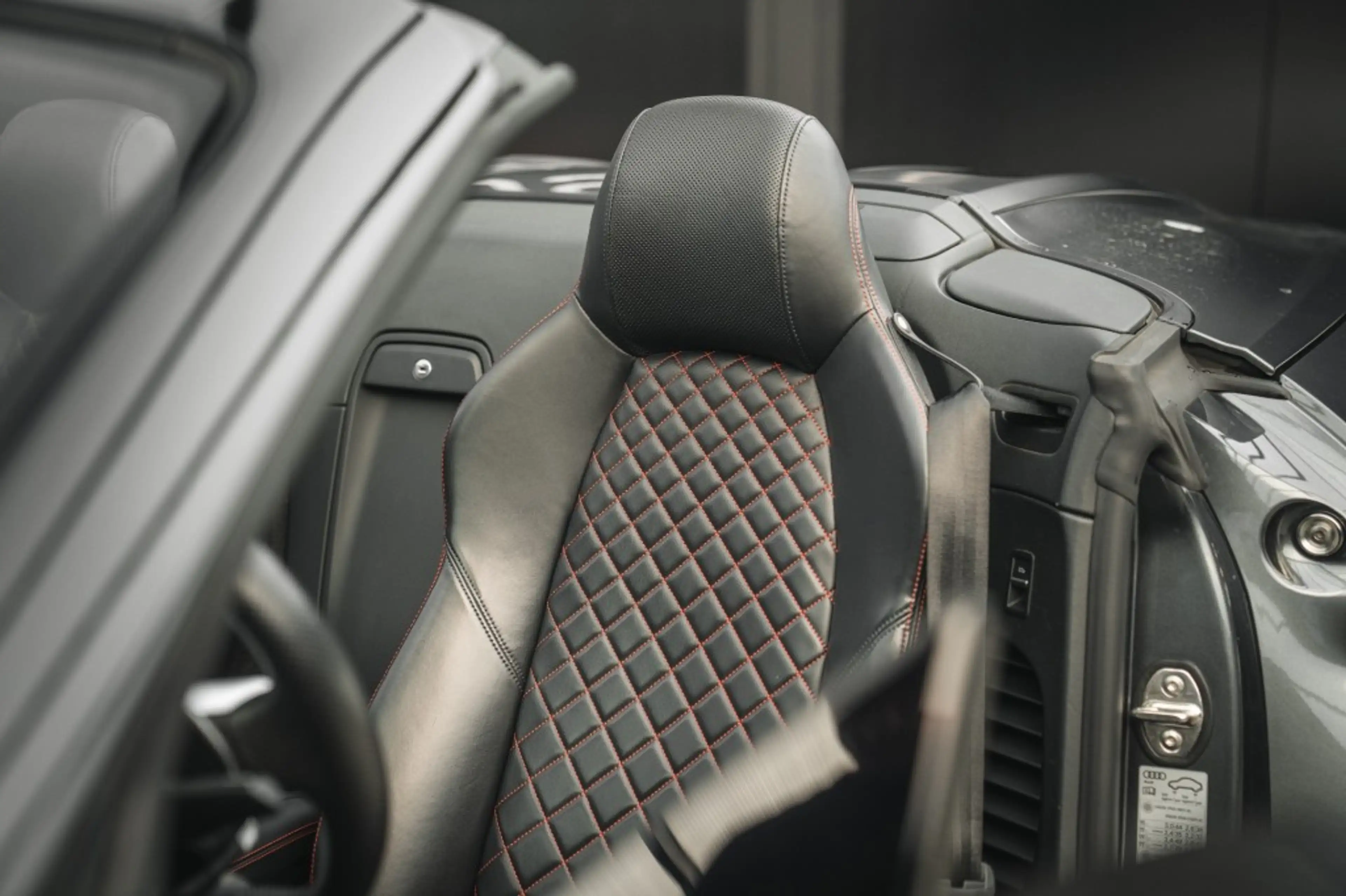 Audi R8 FULLOPTION, CARBON, STOELVERW — photo 18