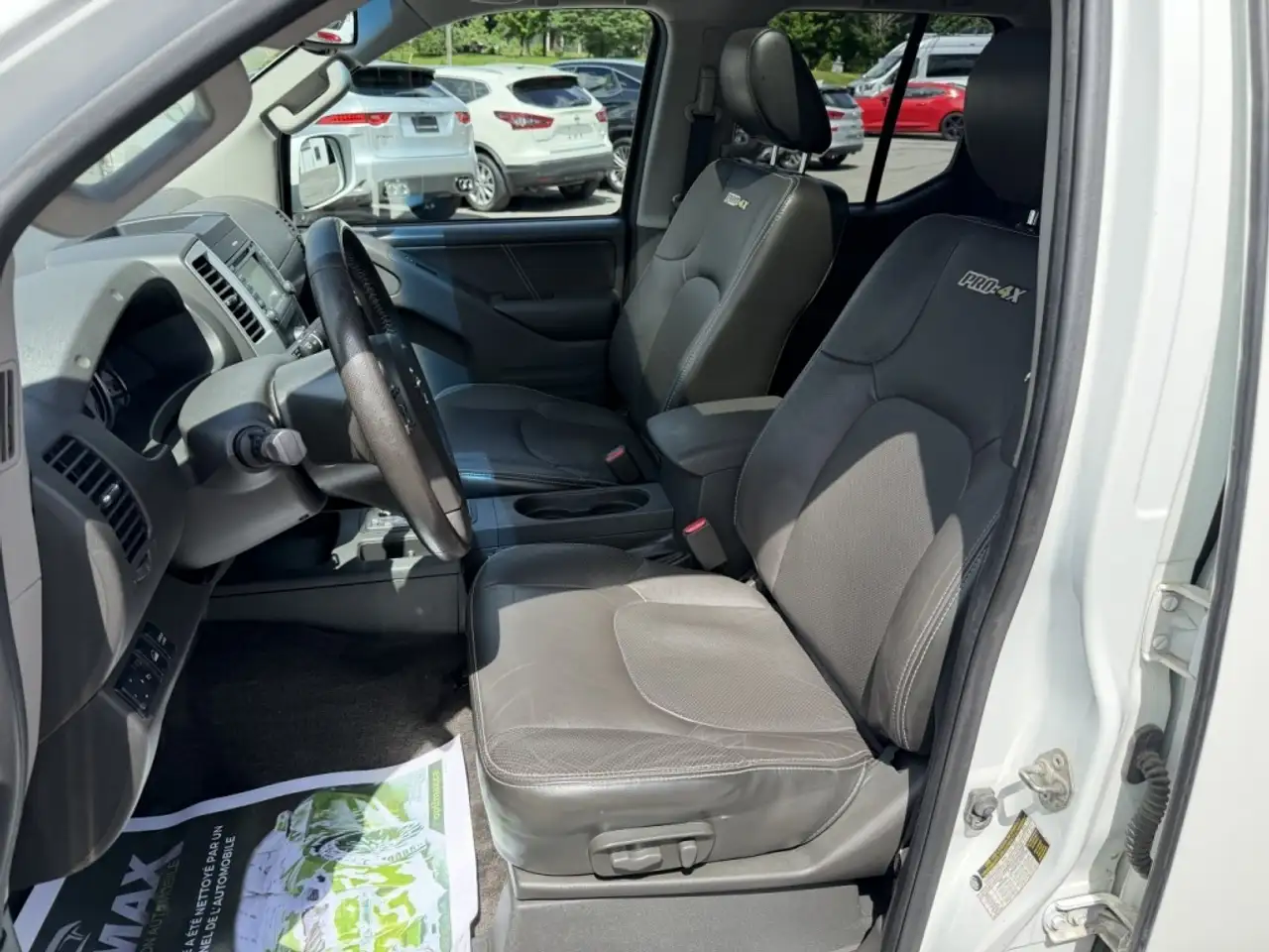 Nissan Frontier снимка Nissan Frontier