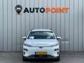 Hyundai KONA EV Premium 64 kWh SOH100%|1E EIG DEALEROND|STOEL.V Wit - thumbnail 3
