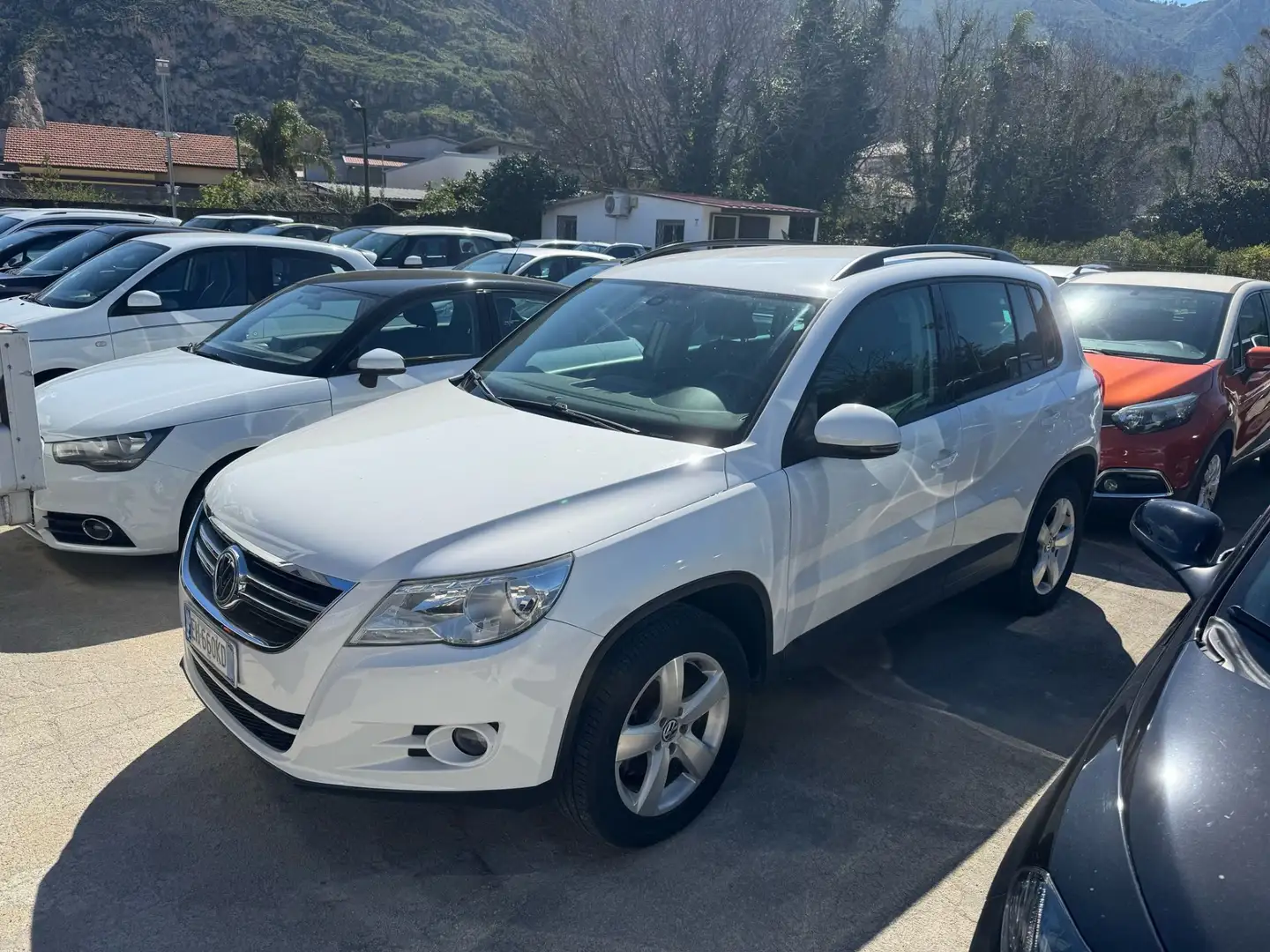 Volkswagen Tiguan 2.0 tdi bm Trend&Fun - 1