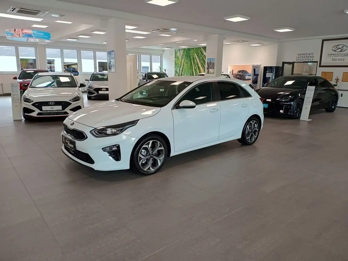 Kia Ceed / cee'd Platin 1,6 CRDi DCT *AHK*Navi*Leder* Bianco - 2