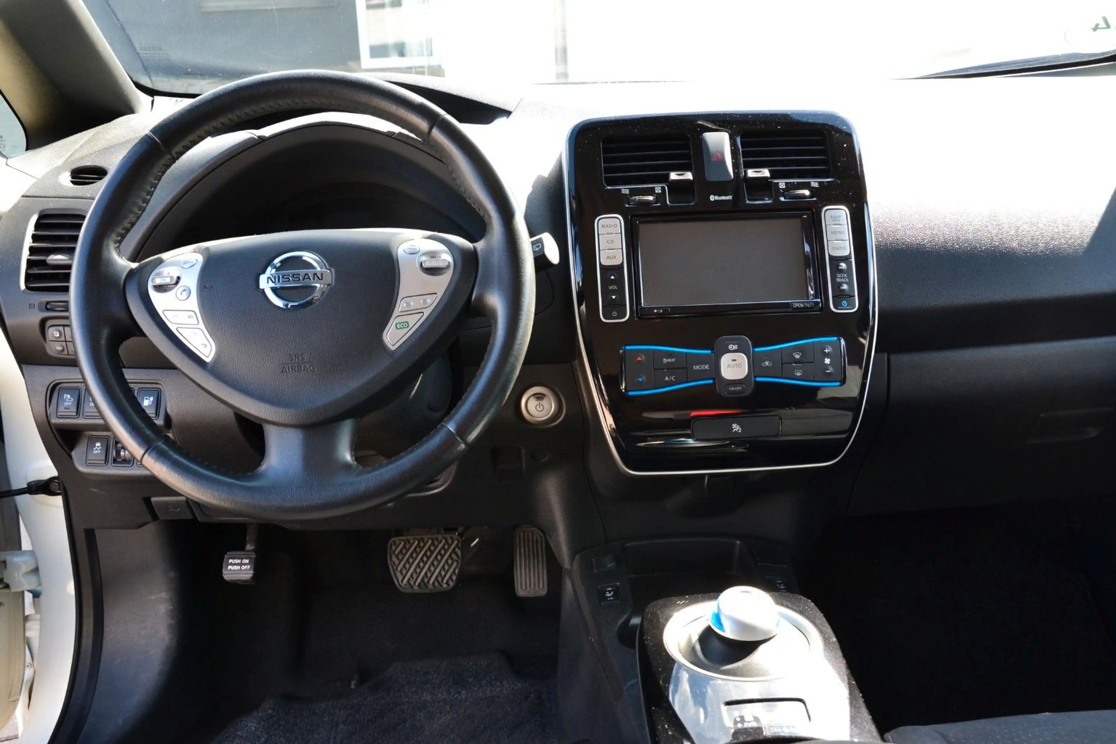 Nissan Leaf Acenta — photo 6