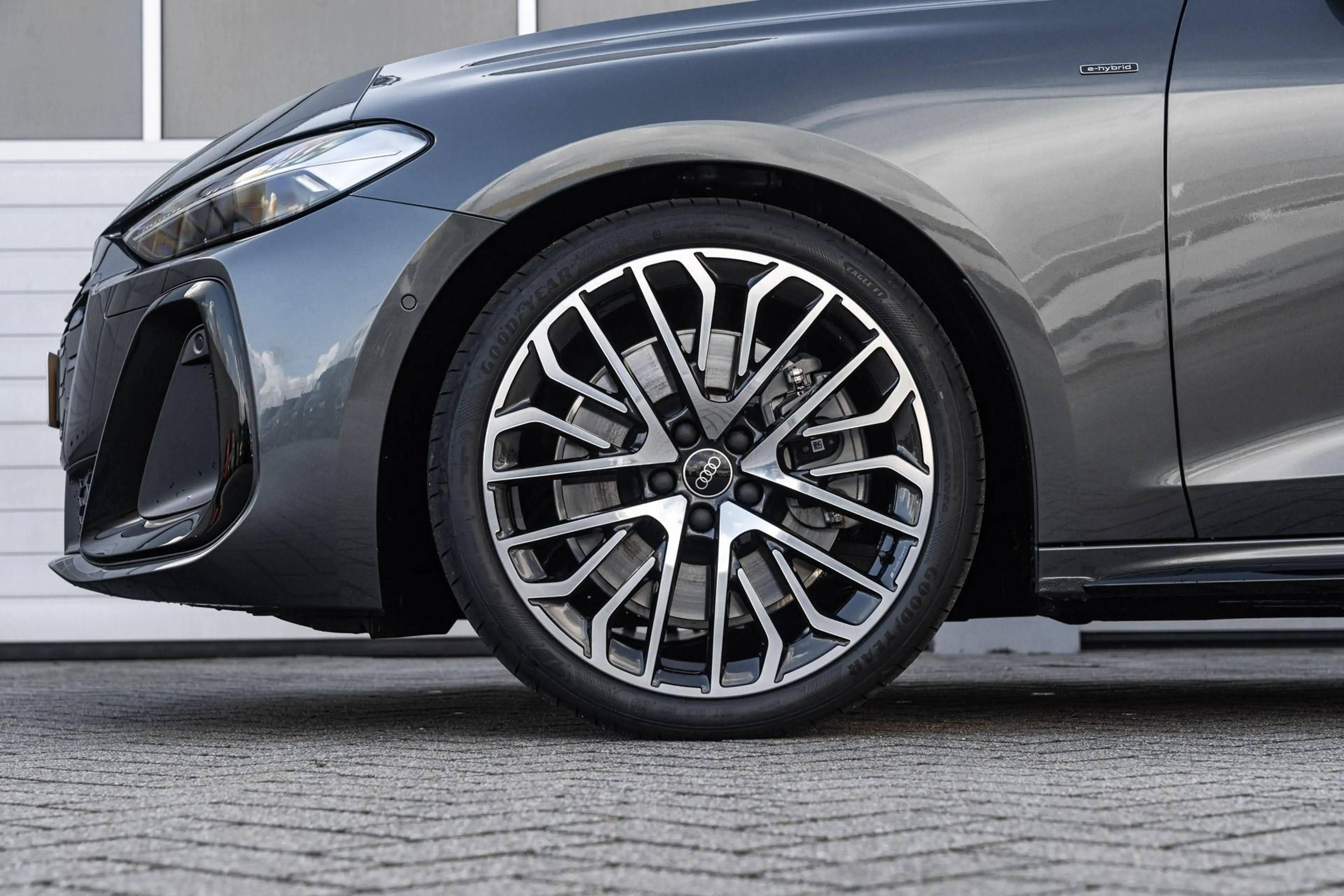 Audi A5 Avant 2.0 e-hybrid 299pk quattro S edition Competi — photo 13