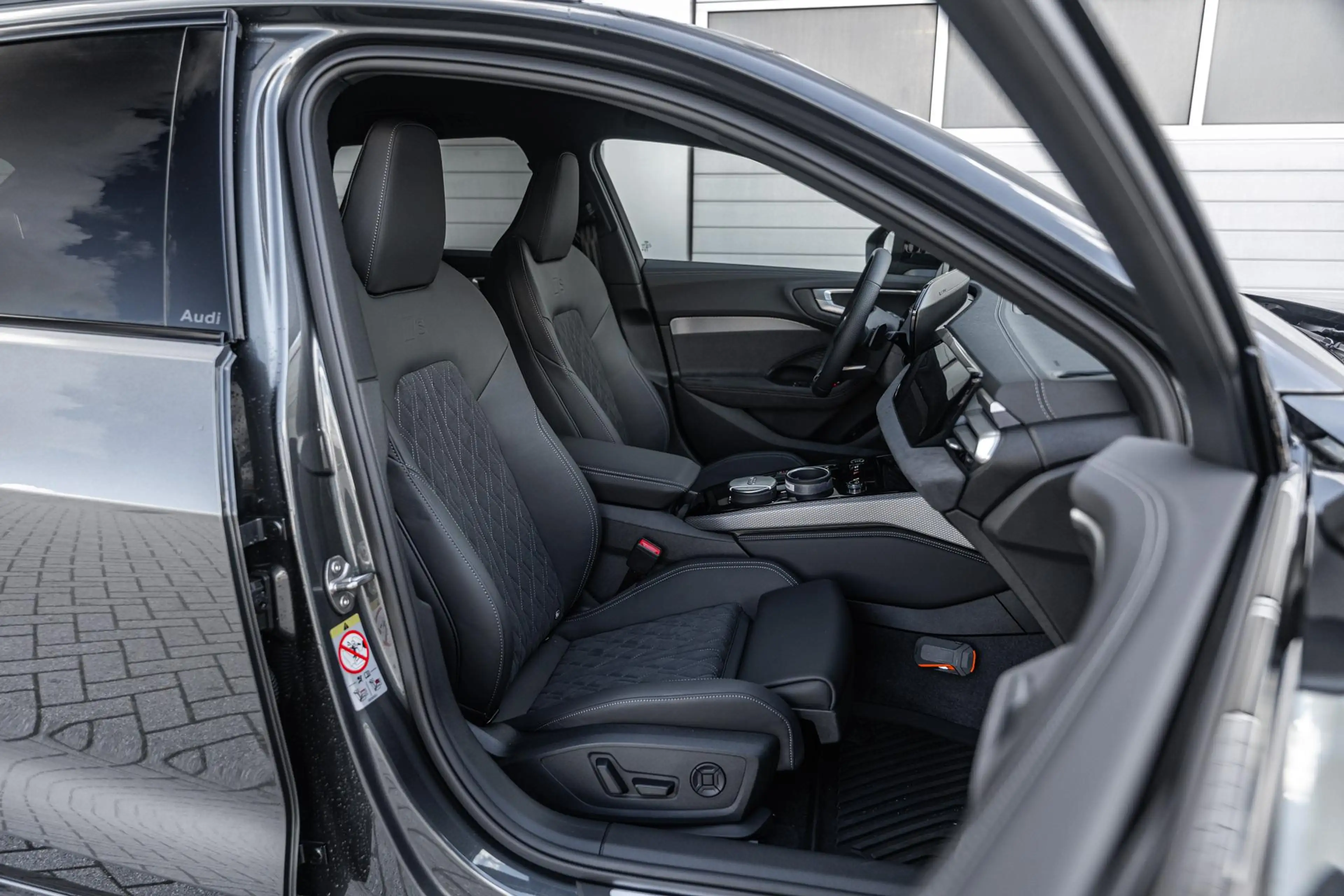 Audi A5 Avant 2.0 e-hybrid 299pk quattro S edition Competi — photo 14