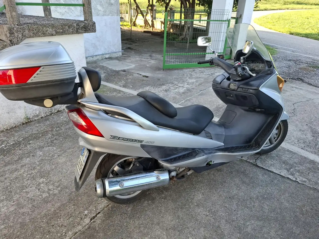 Suzuki Burgman 400