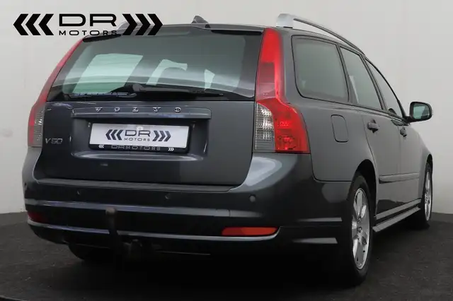 Volvo V50 view 8