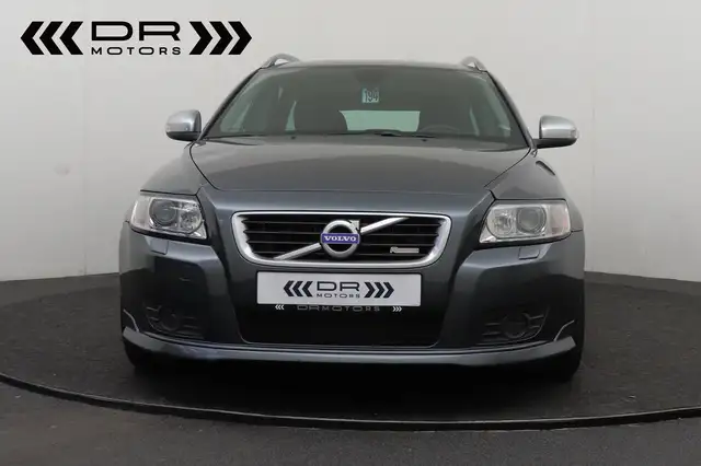 Volvo V50 view 11
