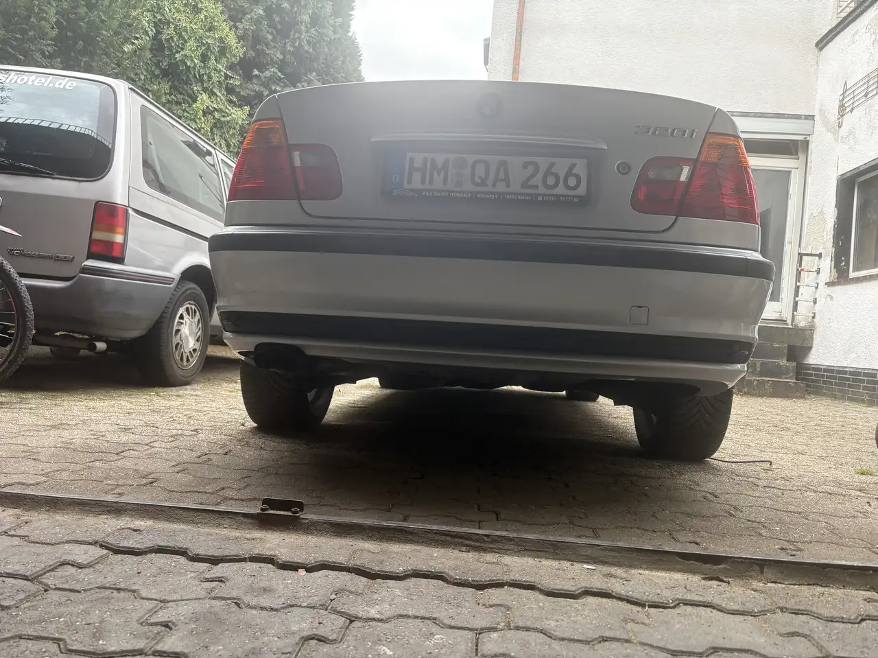 BMW 320i, foto 12