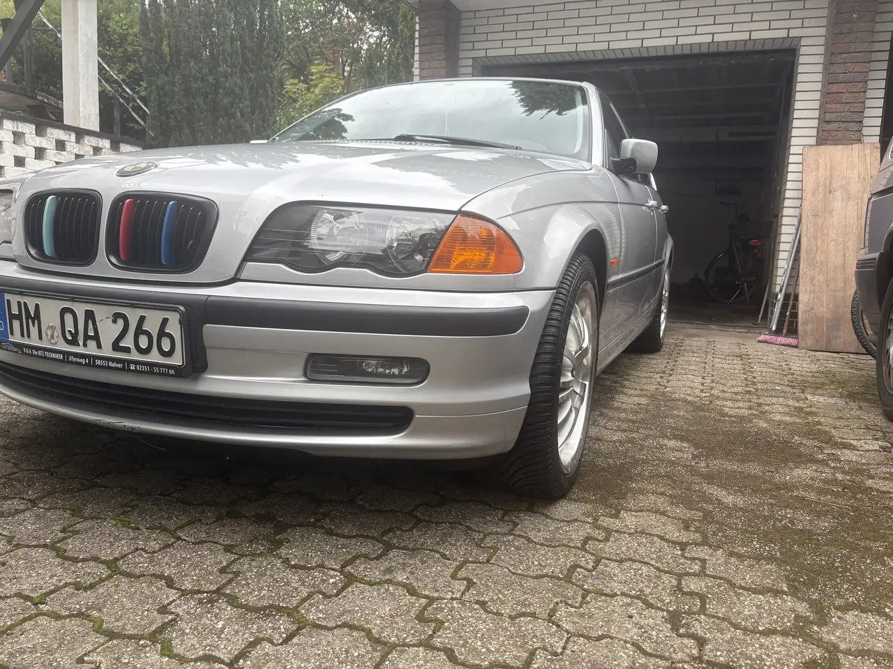 BMW 320i, foto 9