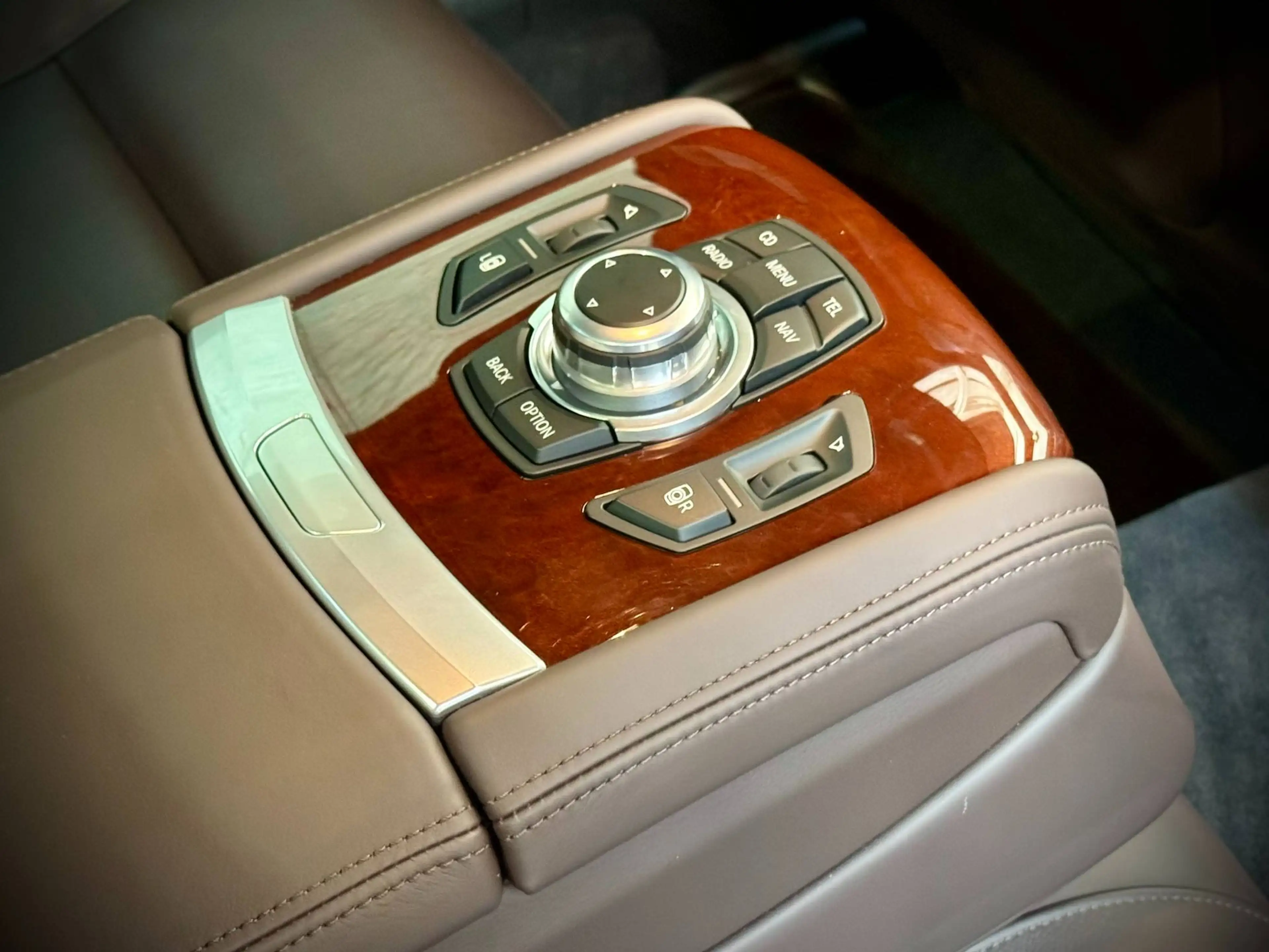 BMW 740 740 dXA - Individual - CTok - Gekeurd — photo 13