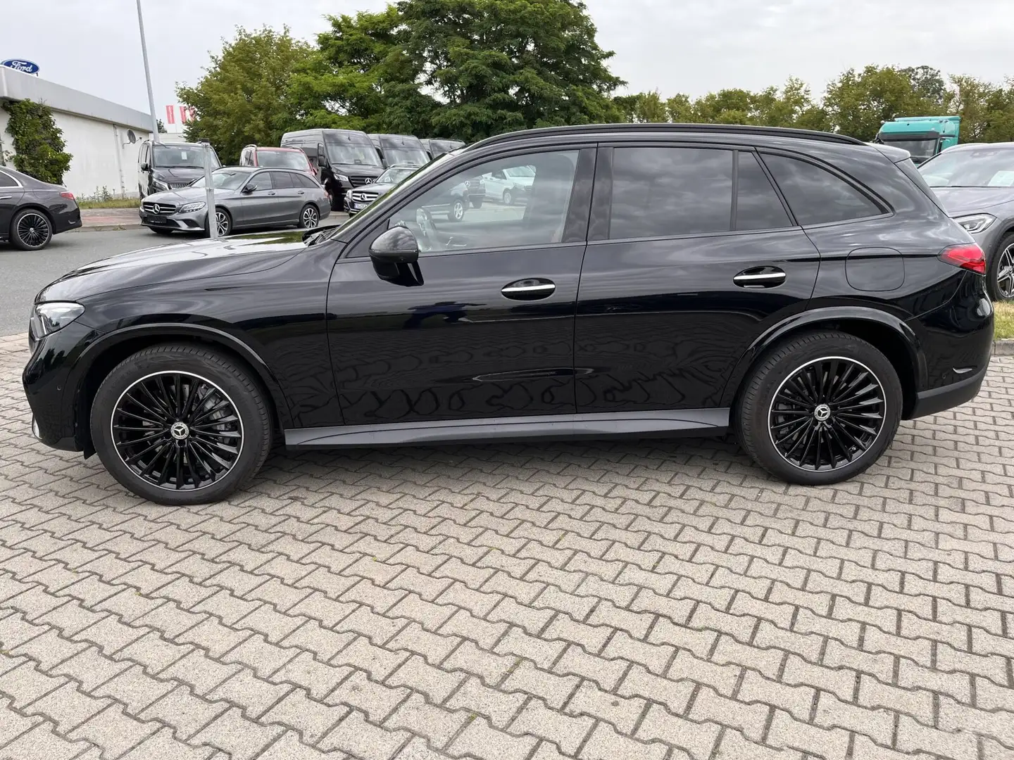 Mercedes-Benz GLC 400 GLC 400e 4M AMG+Night+DigitalLight+Pano+AHK+Burm Schwarz - 2