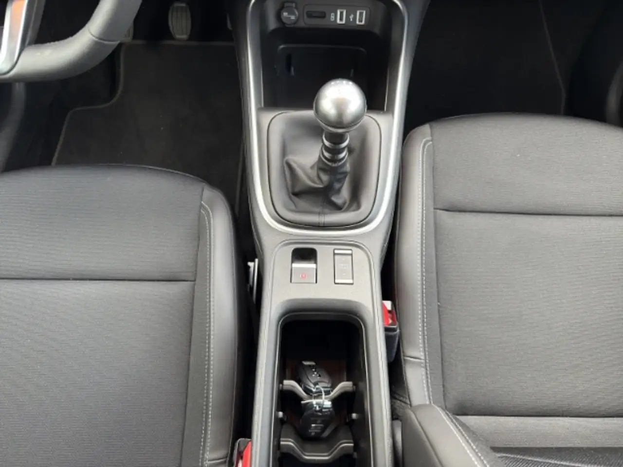 Jeep Avenger Altitude +ACC+CAM+NAVI+CARPLAY+LED+ 11