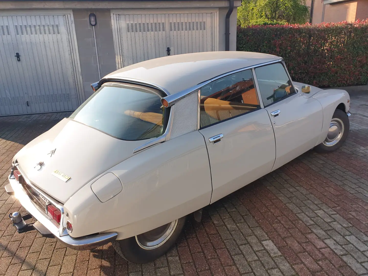 Citroen DS 23 i.e. CONFORT Beige - 2