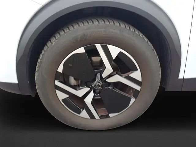 Peugeot 2008 view 8