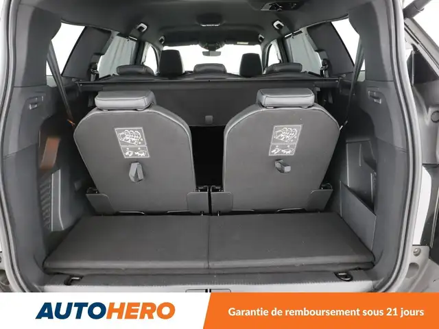 Peugeot 5008 view 17