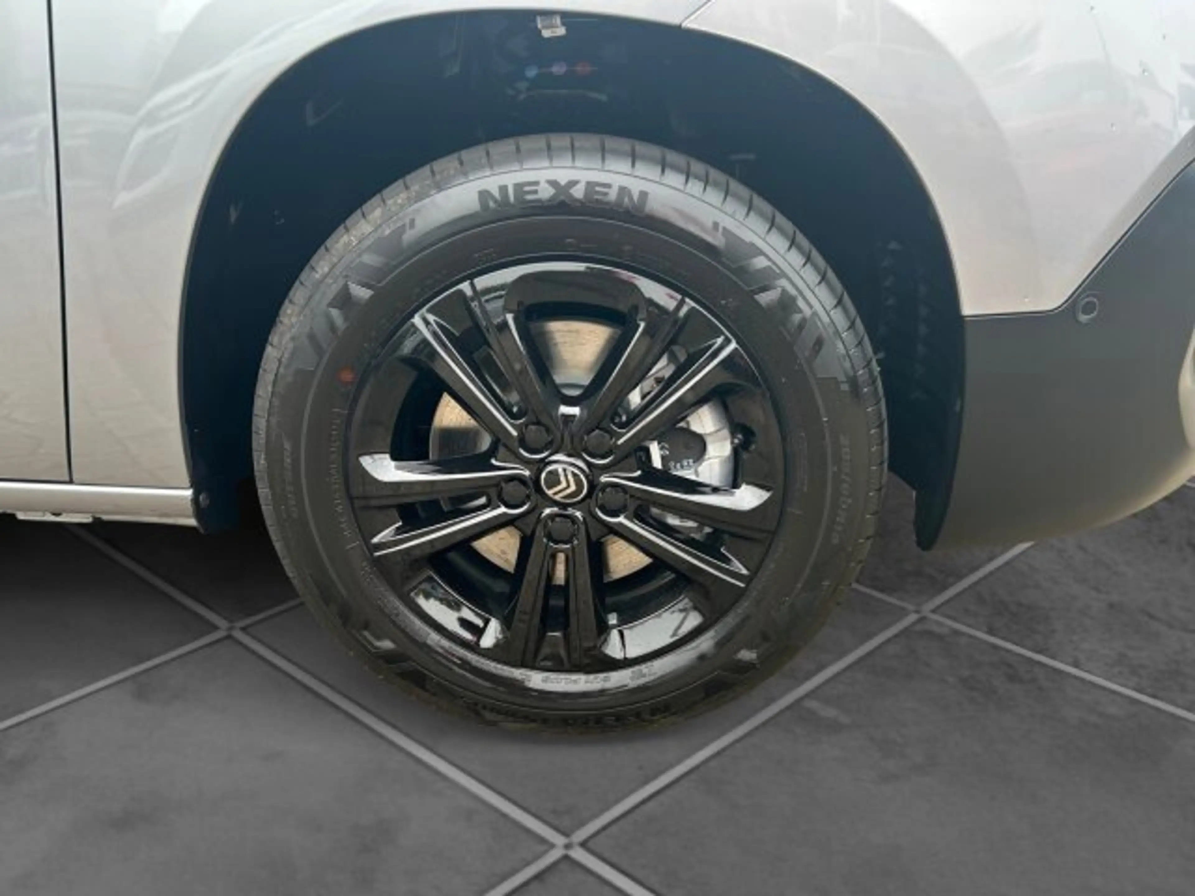 Citroen Berlingo Berlingo XL 130 MAX BAR +180°Kamera+NAV+ACC+SHZ+ — photo 6