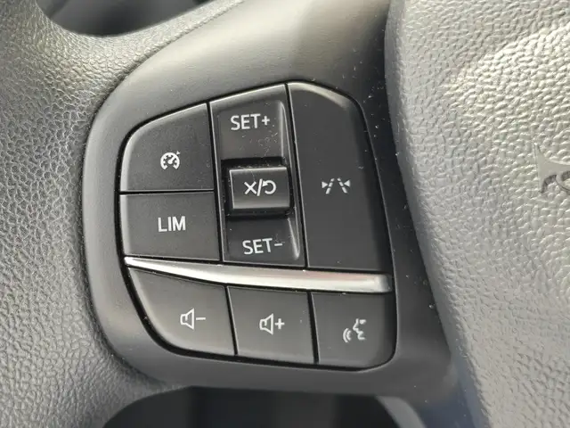 Ford Transit Courier view 13
