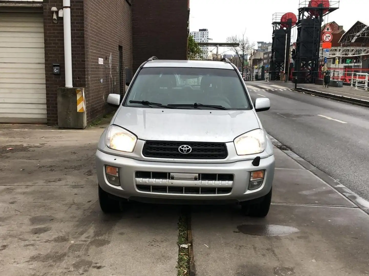 Toyota RAV 4 2.0i VVT-i 16v 4x4 VX+ Grau - 2