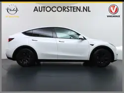 Tesla 2023 MY RWD 
