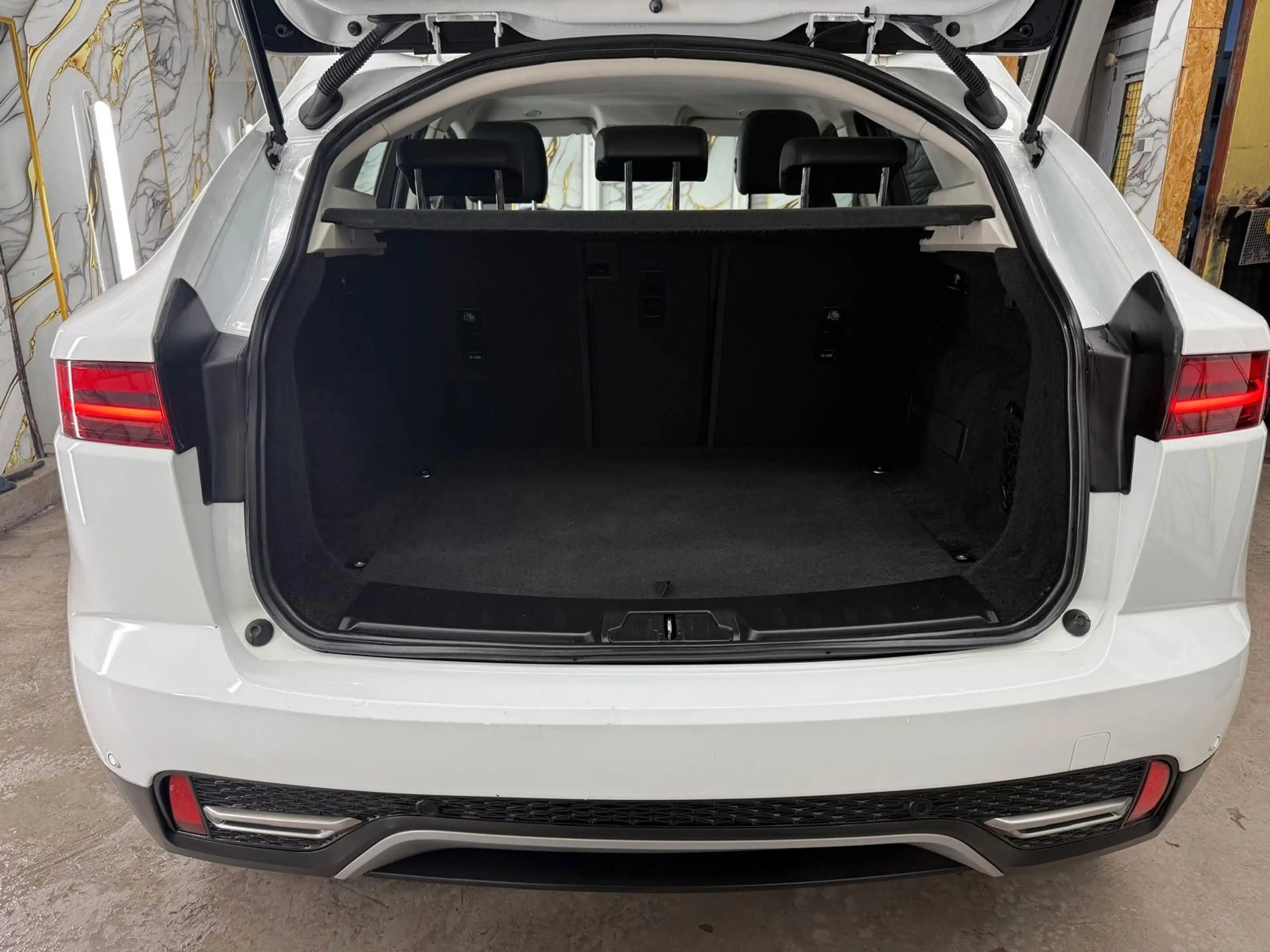 Jaguar E-Pace E-PACE S AWD — photo 15