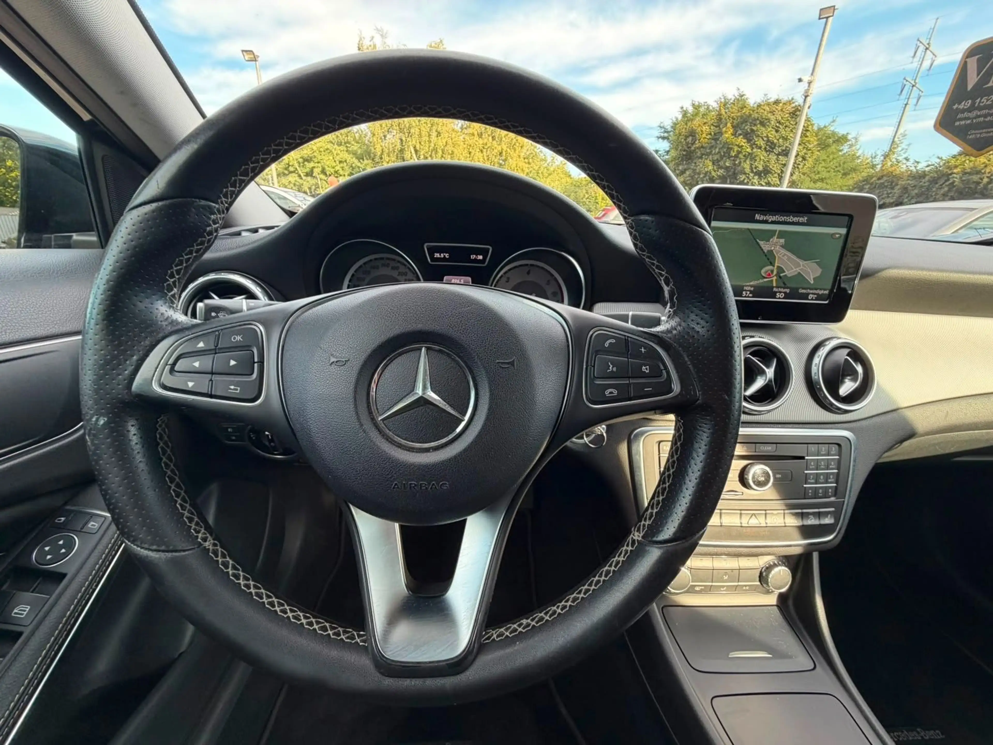 Mercedes-Benz GLA 220 d 4Matic Navi*Tempo*Klima*SitzHz.*PDC — photo 11