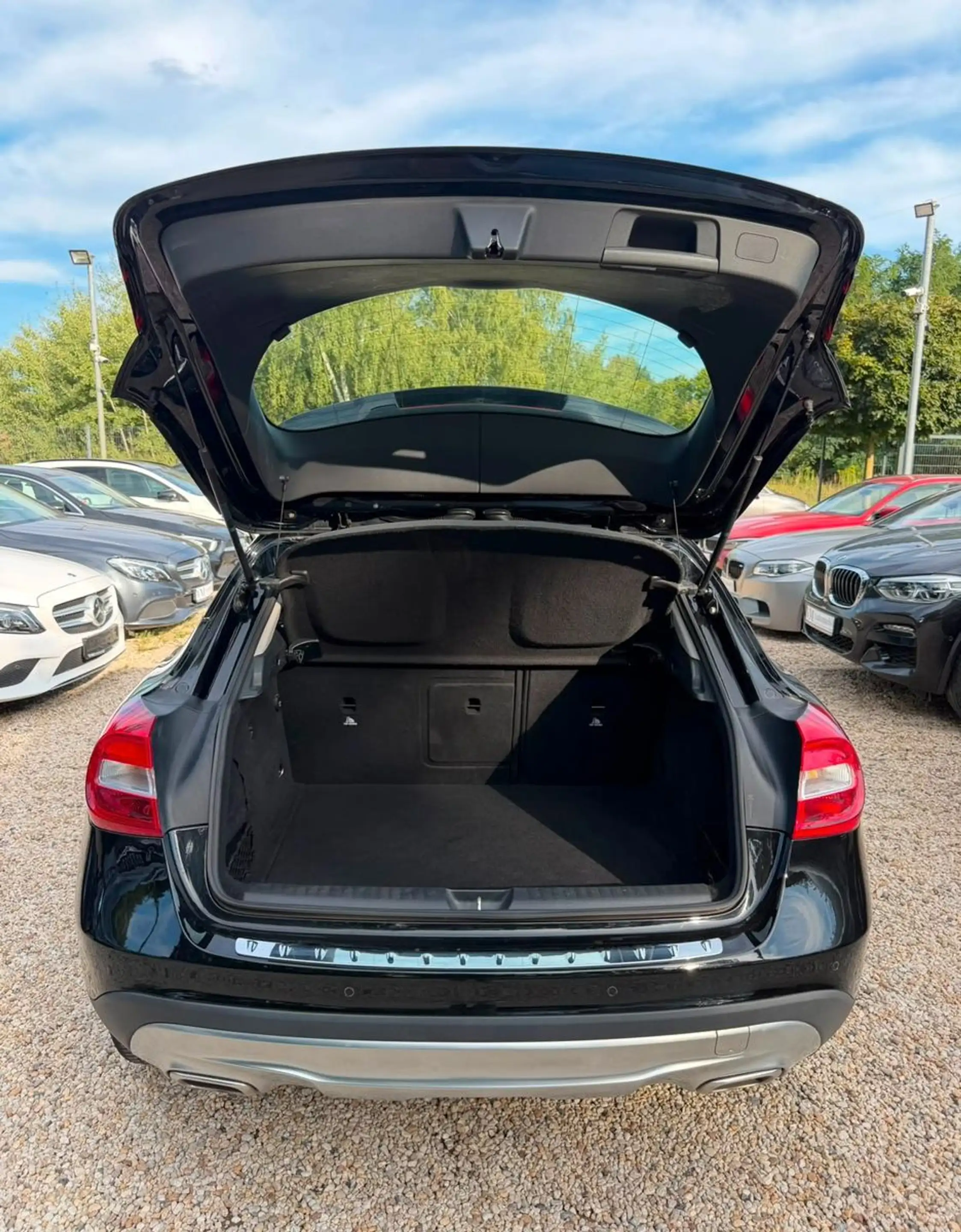 Mercedes-Benz GLA 220 d 4Matic Navi*Tempo*Klima*SitzHz.*PDC — photo 12