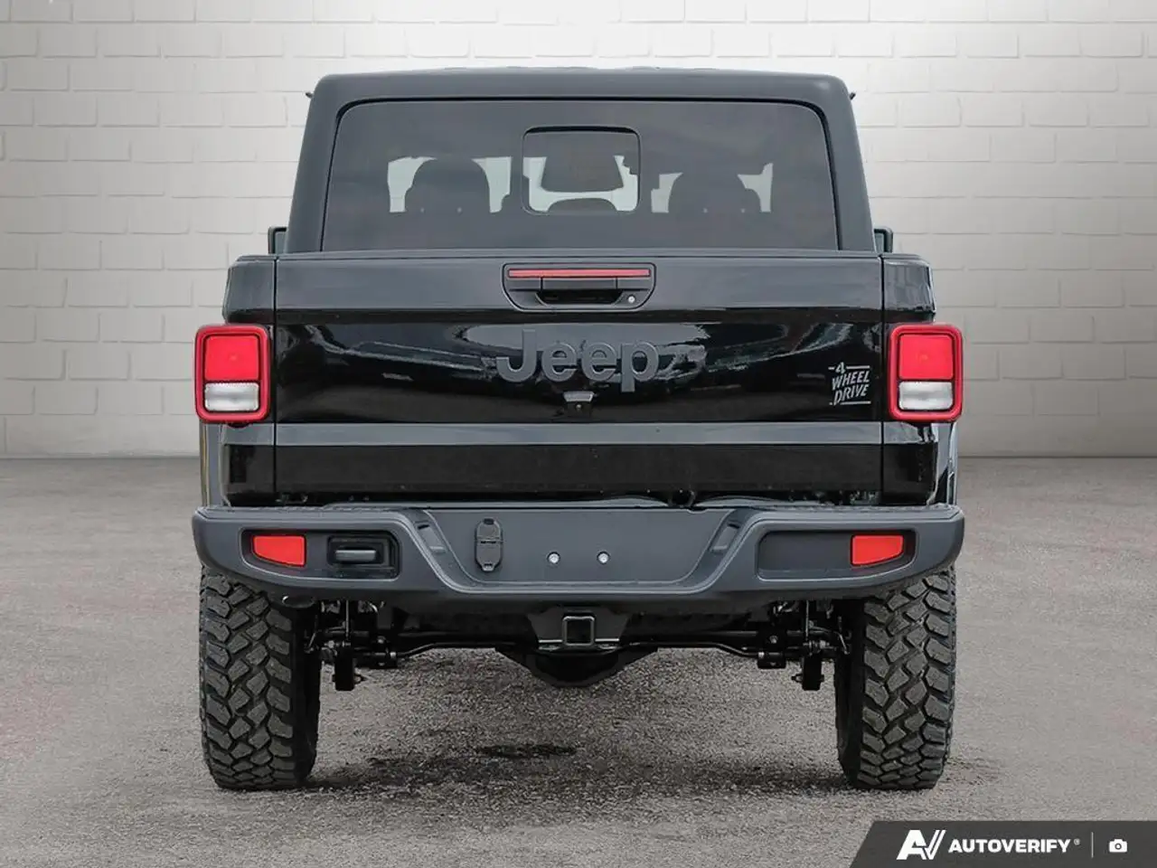 Jeep Gladiator снимка Jeep Gladiator