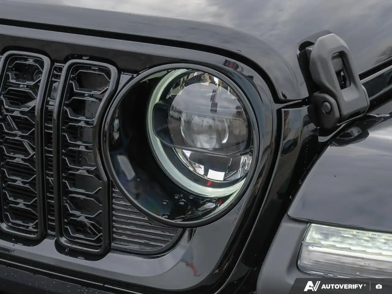 Jeep Gladiator снимка Jeep Gladiator
