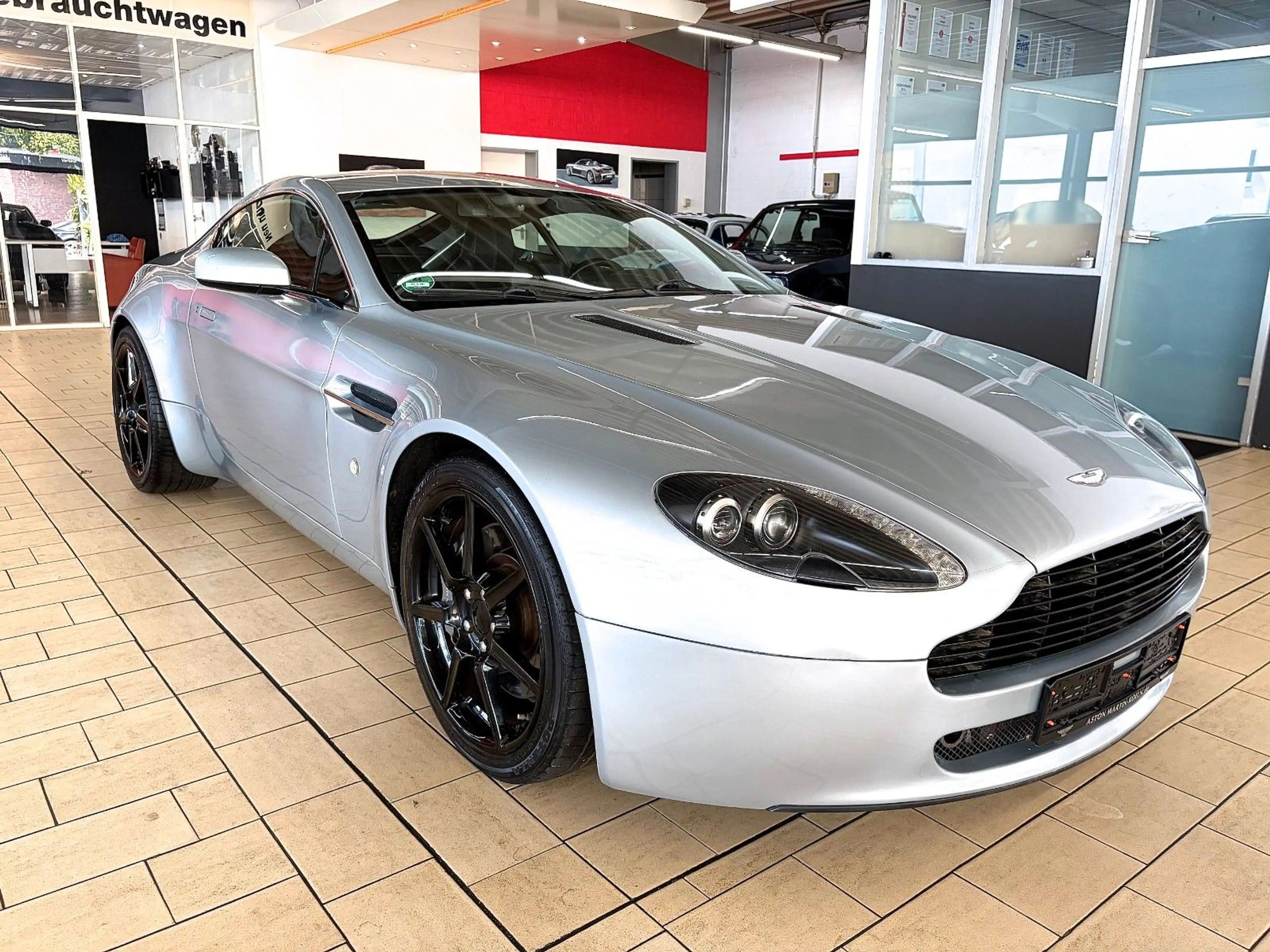 Aston Martin V8 V8 VANTAGE 4.3l *VOLL+HANDSCHALTER* — photo 3