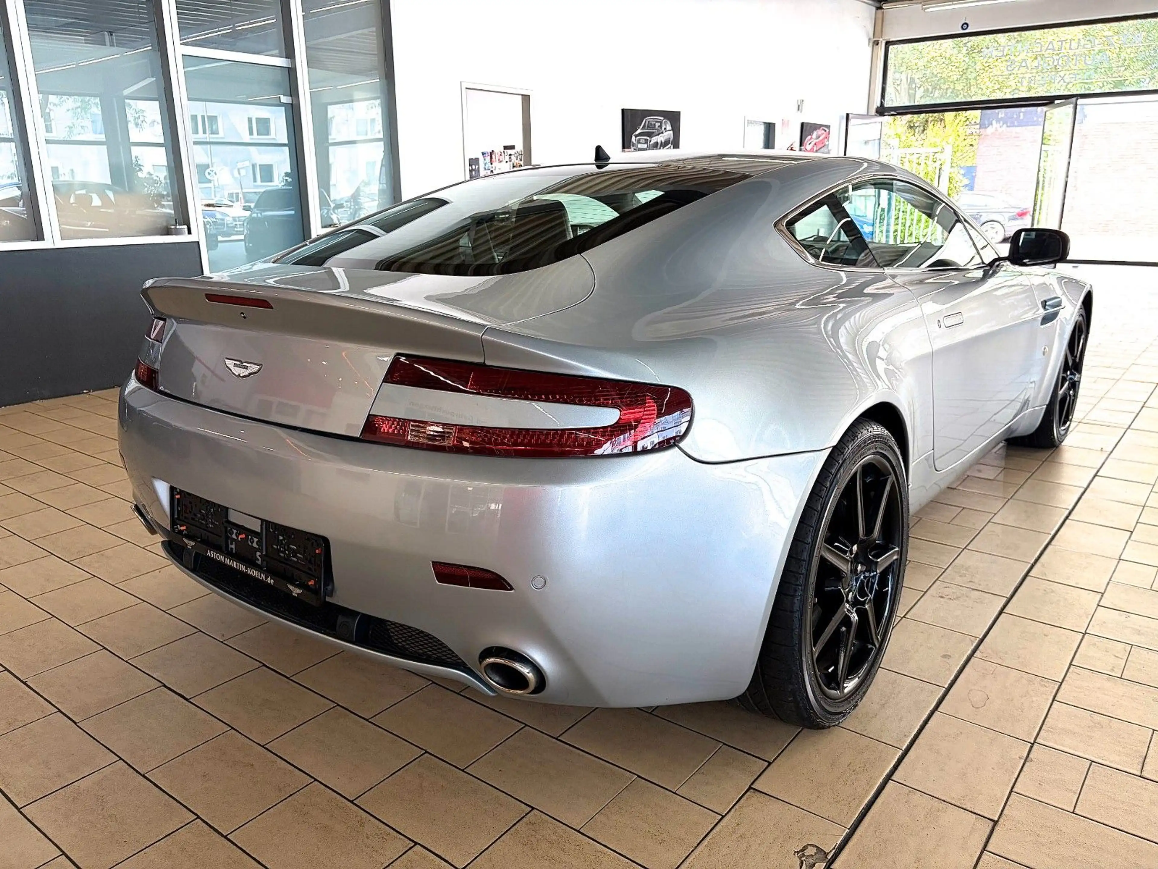 Aston Martin V8 V8 VANTAGE 4.3l *VOLL+HANDSCHALTER* — photo 9
