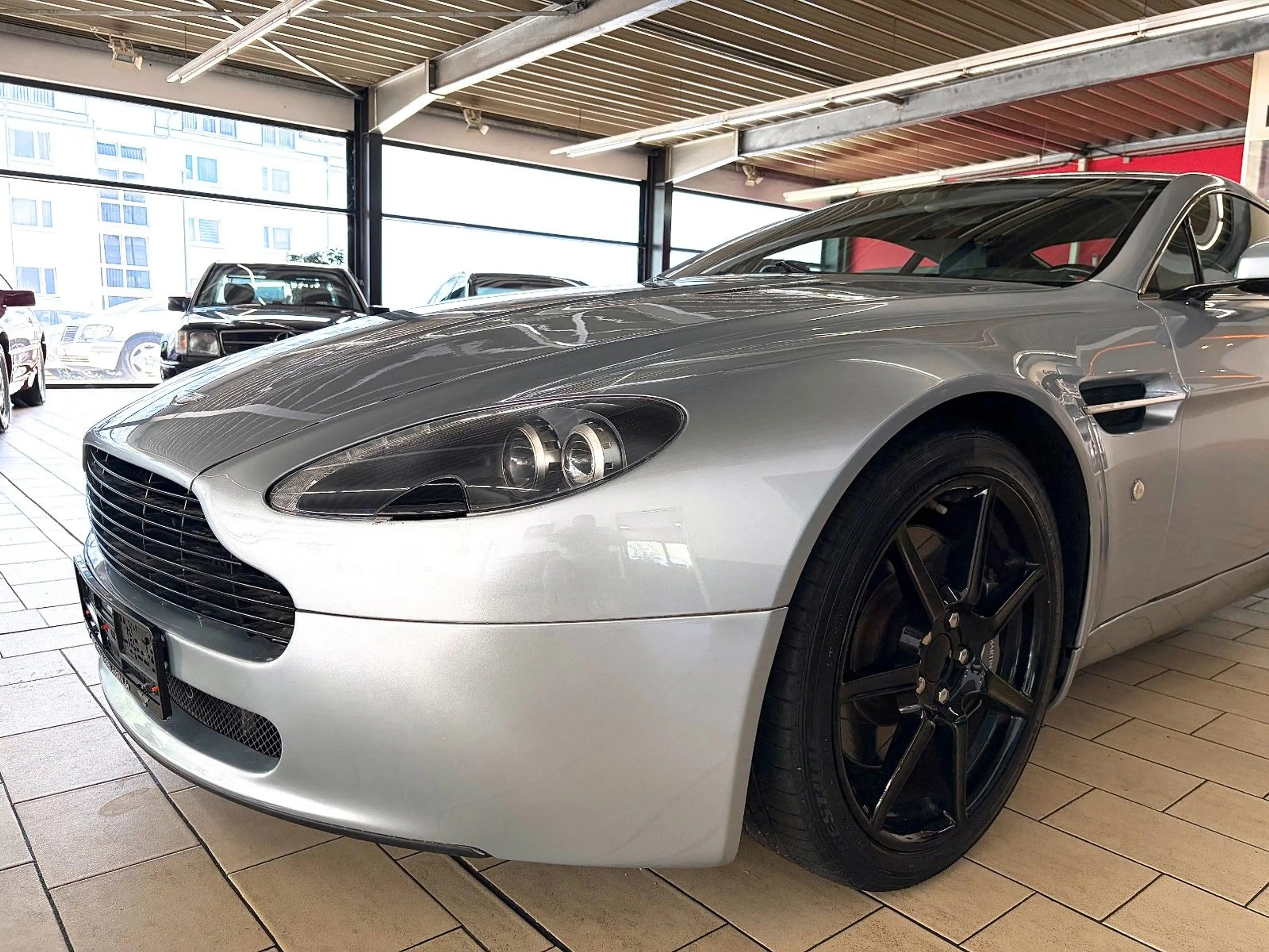 Aston Martin V8 V8 VANTAGE 4.3l *VOLL+HANDSCHALTER* — photo 6