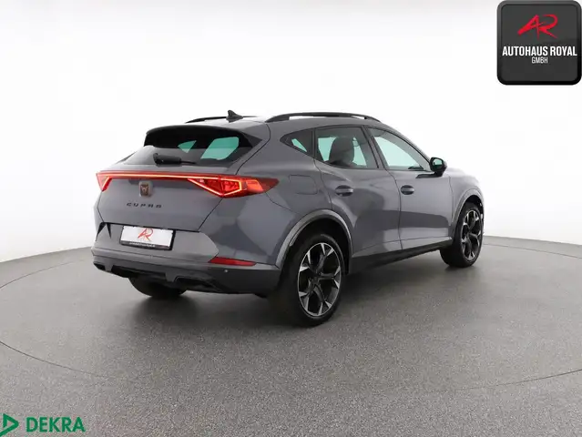 Cupra Formentor view 4