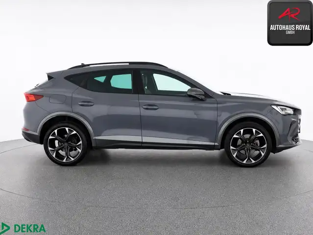 Cupra Formentor view 5