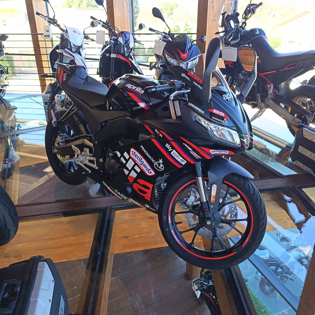 Aprilia RS 125 GP REPLICA - 1