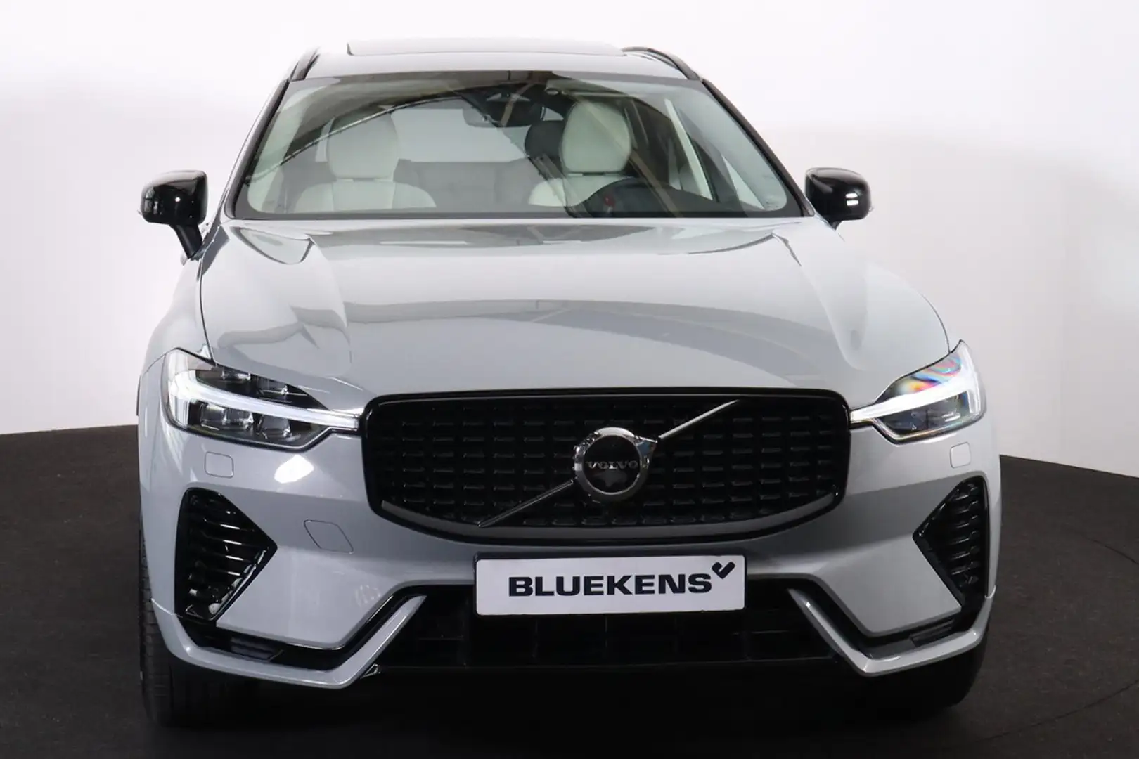 Volvo XC60 T6 Recharge AWD Plus Dark - LONG RANGE - Panorama/ Grigio - 2