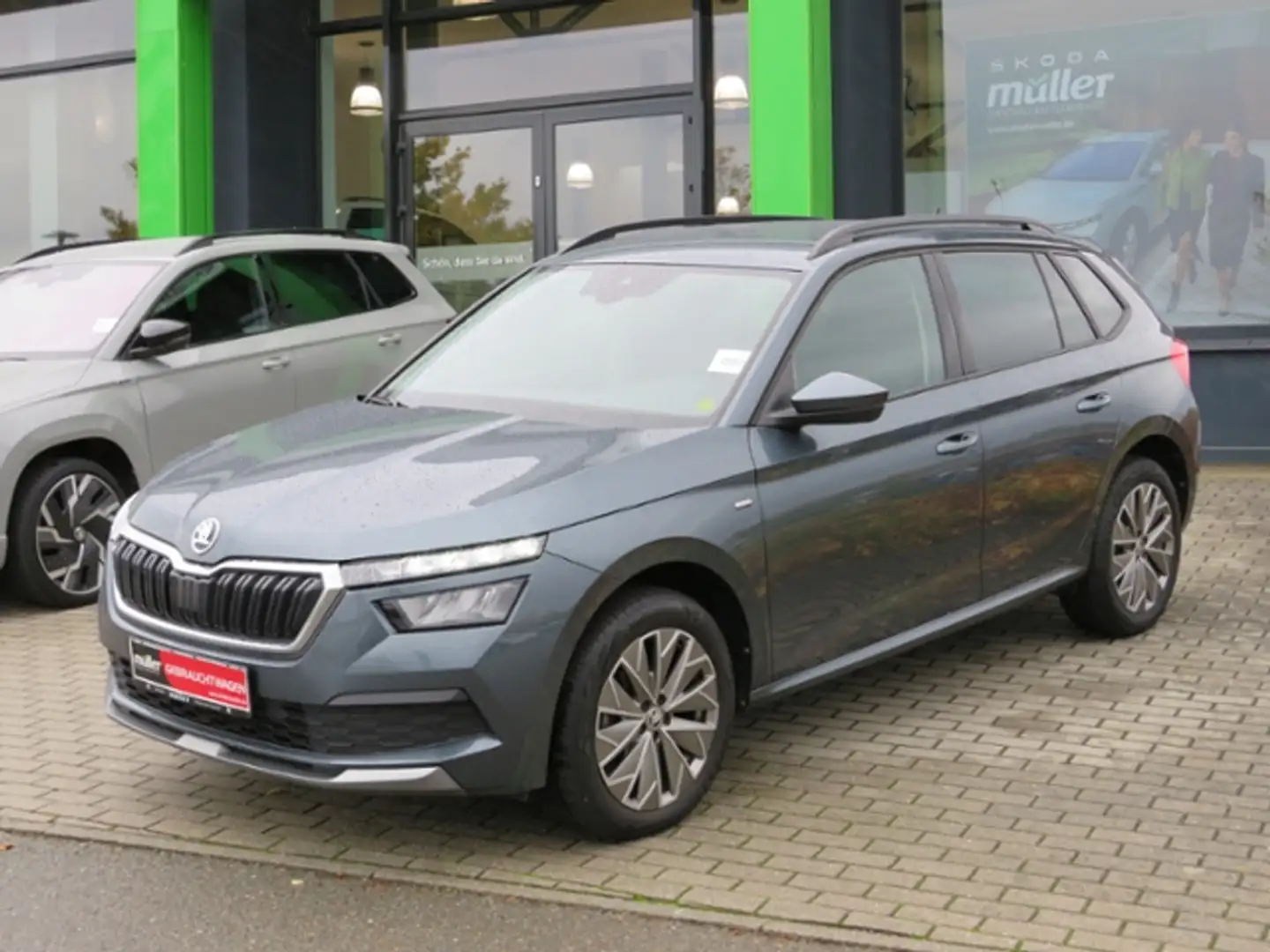Skoda Kamiq Clever 1.5TSI 110kW beh. FS Gris - 2