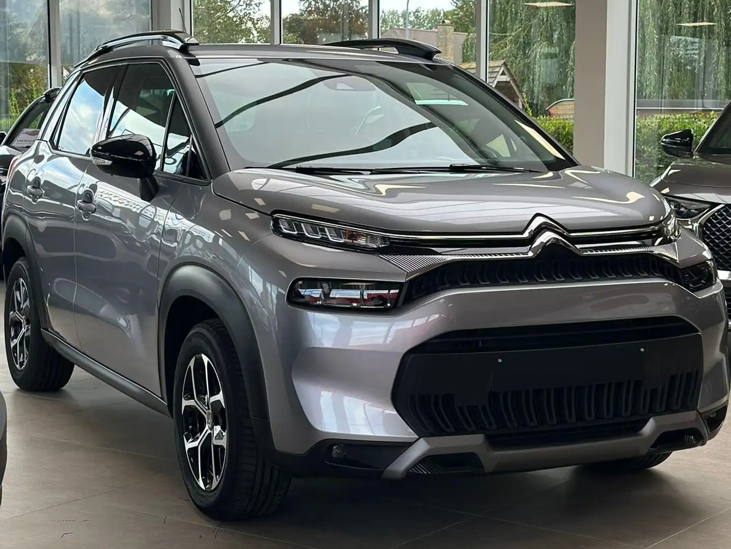 Citroen C3 Aircross C3 Aircross PureTech 130 Stop Grijs - 1