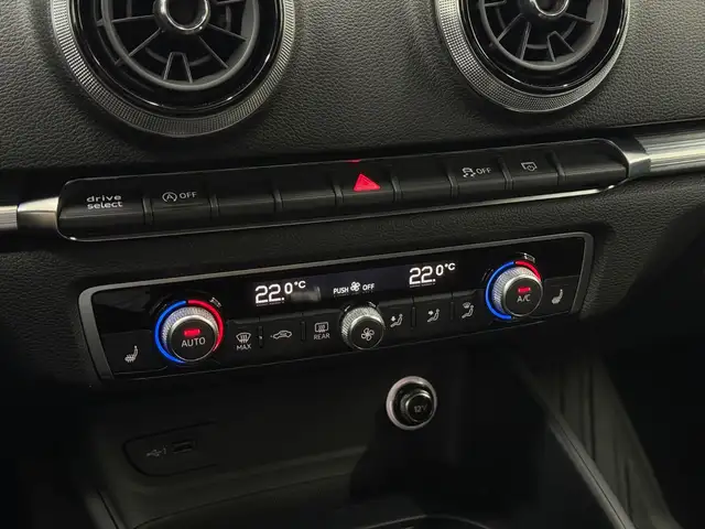 Audi A3 view 26