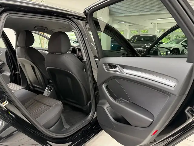 Audi A3 view 11